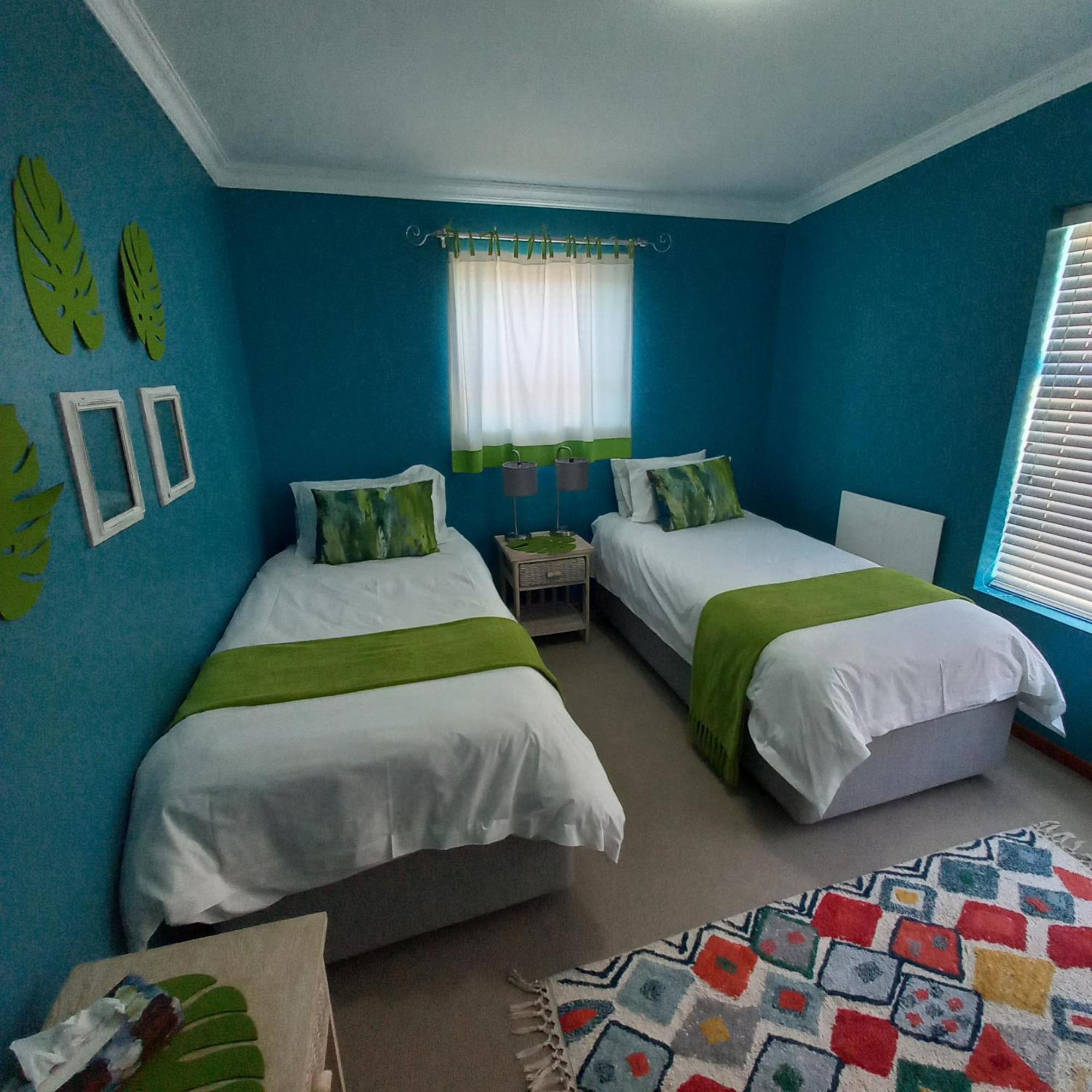 Water'S Edge Apartment Langebaan Exterior photo